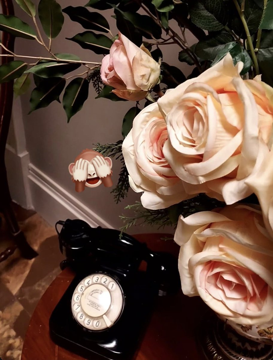 mafin_arg's tweet image. El 22 de ENERO se grabó algo importante con ese teléfono! Será el llamado de hoy? Por fin tendremos alguna pista firme de ESE punto UVE ?

🙊♥️☎️ #Backstage 

#SueñosDeLibertad #Mafin