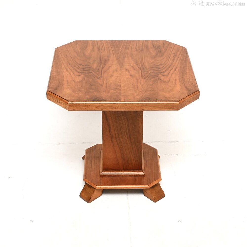 antiques_atlas's tweet image. For SALE on Antiques Atlas we have this #ArtDeco Figured Walnut Coffee / Side Table antiques-atlas.com/antique/art_de… #Antiques from Marylebone Antiques @retroantiques1
#antique #antiquefurniture #antiquetable