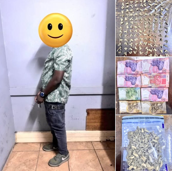 _ArriveAlive's tweet image. Drug -dealing suspect arrested at the train station in Roodepoort

arrr.co.za/jeNcO

#ArriveAlive #Crime #DrugsOffTheStreets @JoburgMPD