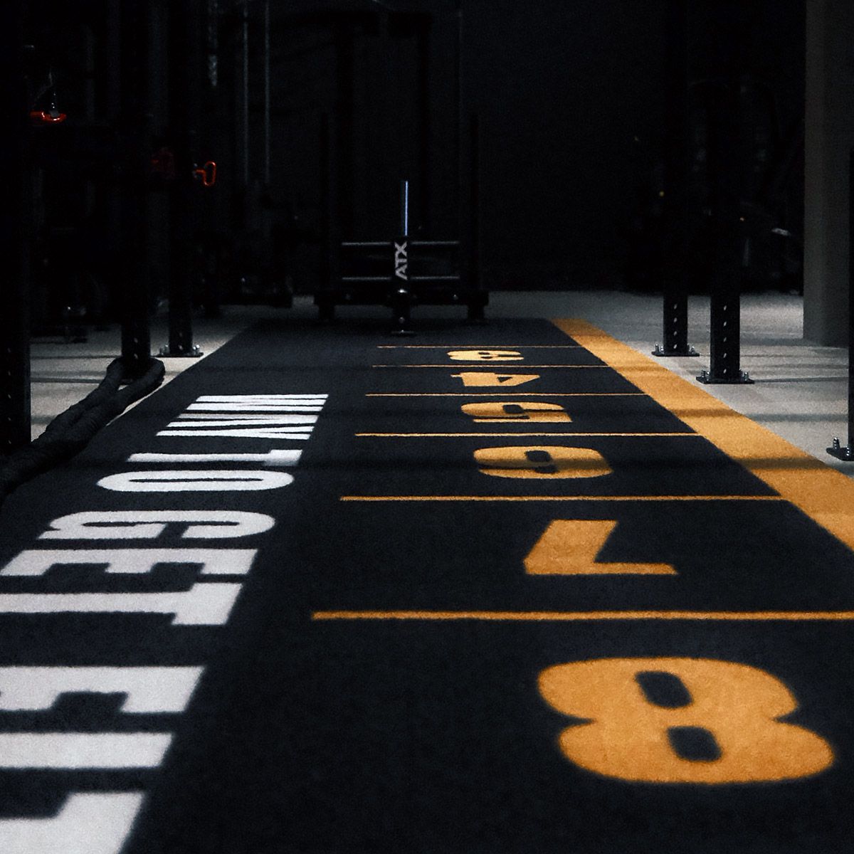megafitnessnews's tweet image. 🚀 Upgrade dein Gym: Maßgefertigter Sprint Track – individuell, strapazierfähig &amp;amp; ideal für Sprint-, Sled- und Functional Training.
👉 Jetzt konfigurieren: megafitness.shop/custom-sprint-… 💥
#FunctionalTraining #SprintTraining #SledTraining
#SpeedTraining #AthleticPerformance #fitness