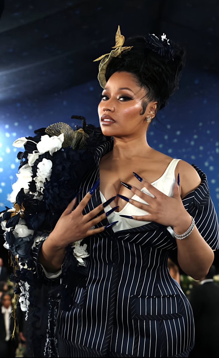 tremainedane's tweet photo. Calling all Barbz !  
Its Dane. I am a loyal barb with a dedicated fan page already, one some of you might follow. Made another account for commentary that I wouldn't typically share on my other page. Looking for new mutuals! Feel free to follow I will follow you back ! https://t.co/AJLuRGgIja