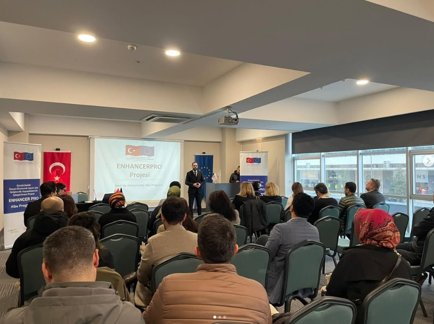 Bursatto's tweet photo. Bursatto, ENHANCER PRO Hibe Programı Tanıtım Toplantısına Katıldı.
Haberin devamı için,https://t.co/4YYrItrlxN
@BursaTeknikUni @ancaglar @ProfUyanik @BTTonguc @AyseCBedeloglu @TCBEBKA 
#bebka #sanayiteknolojibakanlığı #kalkınmaajanslarıgenelmudurluğu https://t.co/4iVpfYyFAx