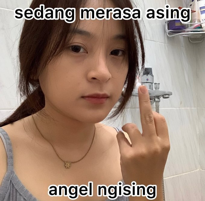 AlucardVIcarus's tweet photo. VincentCandra @halleluhellyeah ditolak @ciloqciliq 
Ngocok forever gak ada prawan

Miskin toket IRI SEMUA BOSS https://t.co/FlBGfew2ZI
