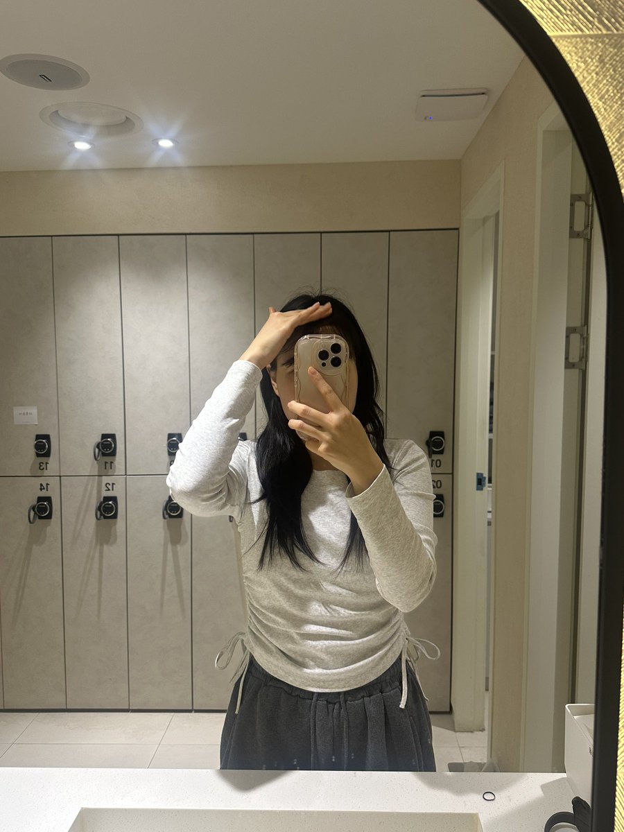 fpu7x's tweet photo. 📍PPOSONGCLINIC(@pposongclinic )
さんでスキンボトックスを打ってきました！💉✨️

カウンセリングも施術も丁寧で、待ち時間なくスムーズに終わったのでとっても満足🤍𐙚  韓国人のお客さんが多かったし注射の跡も思っていたより気にならなくて最高︎🫶🏻

江南駅からも近いので旅行の際にはぜひ🧡 https://t.co/AICZEBqq4F