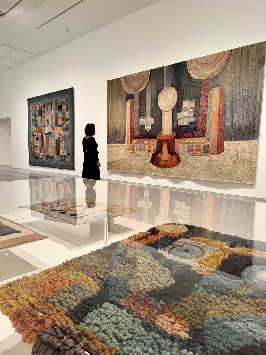 Museo Reina Sofía tweet media