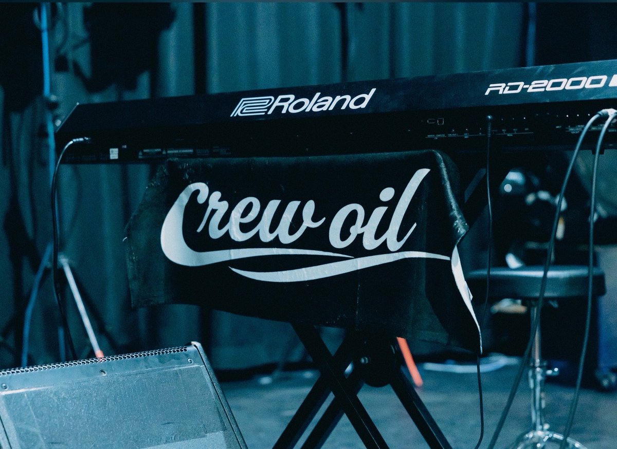 crew oil tweet media