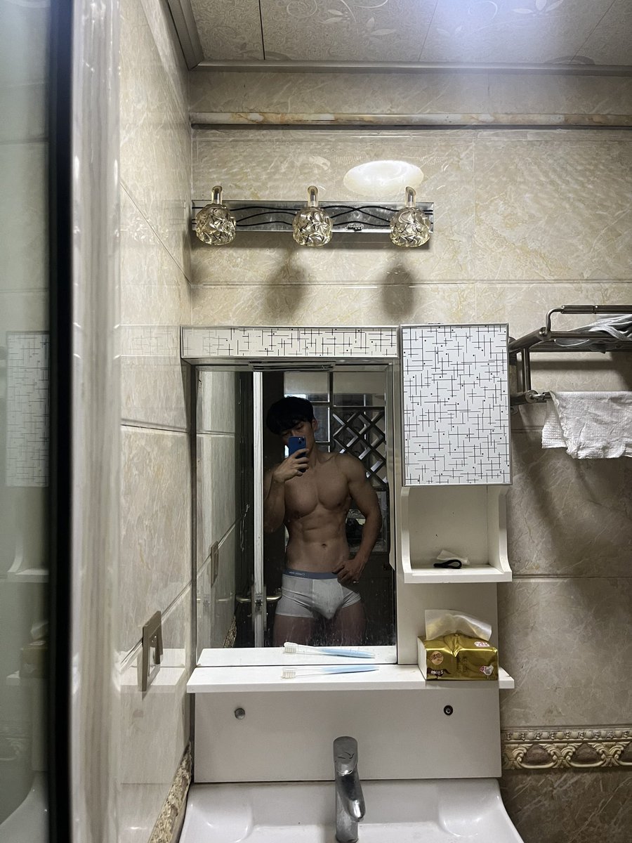 hh123123hz's tweet image. #s  母狗 叫爸爸