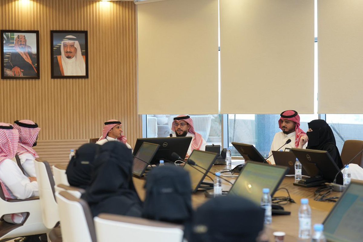 ضمن جهود تعزيز الشراكات المجتمعية وتمكين المبادرات التنموية، نُظّمت ورشة عمل مشتركة بين وكالة المشاركة المجتمعية بأمانة جازان ومركز التنمية الاجتماعية بجازان، تناولت البرامج التنموية وآفاق التعاون لتحقيق أثر مستدام يخدم المجتمع ويرتقي بجودة الحياة.