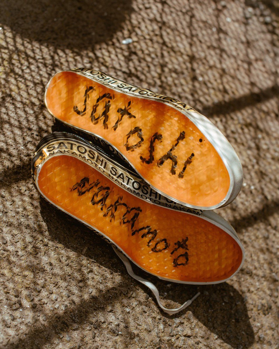uptod4te's tweet photo. SATOSHI NAKAMOTO x OTW by Vans Era 95 “Round Jewel”が現地時間4月30日より発売［VN000EFEBLK］【 サトシナカモト ヴァンズ 新作 エラ ラウンドジュエル 】
https://t.co/Ess1CWxS1O https://t.co/eGtG3M8MZQ