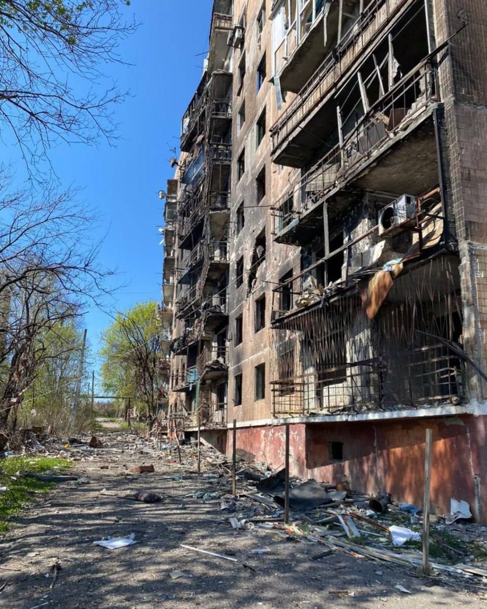 pogrebeckij's tweet photo. росія атакувала житлові квартали Краматорська

Унаслідок обстрілу загинули двоє мирних жителів. https://t.co/0TQFfoRKQr