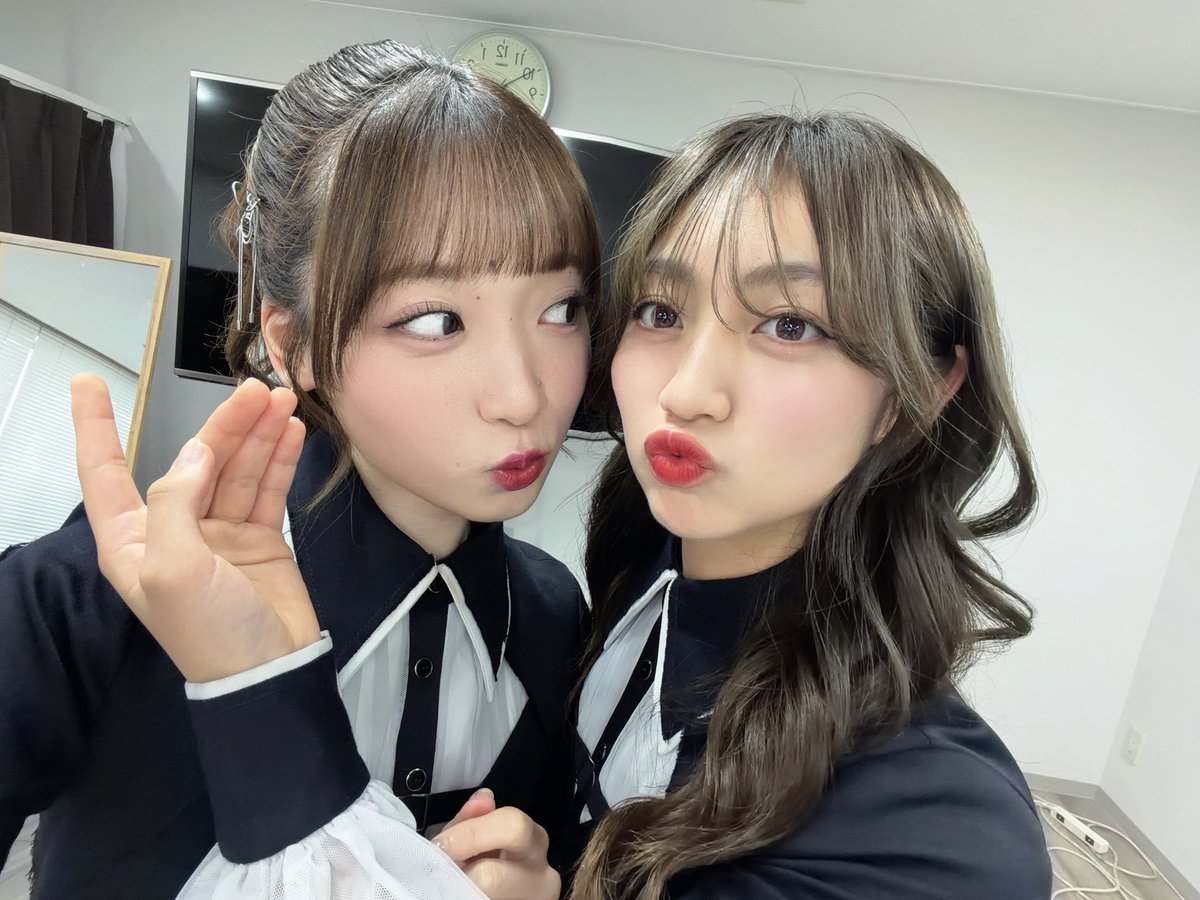 kawase_uta_0227's tweet image. 名古屋リリイベ！
たくさんの笑顔に会えてにこにこでした☺️
お見送り会までありがとうー❣️

鑑賞会は感傷に浸るよね、そうだよね