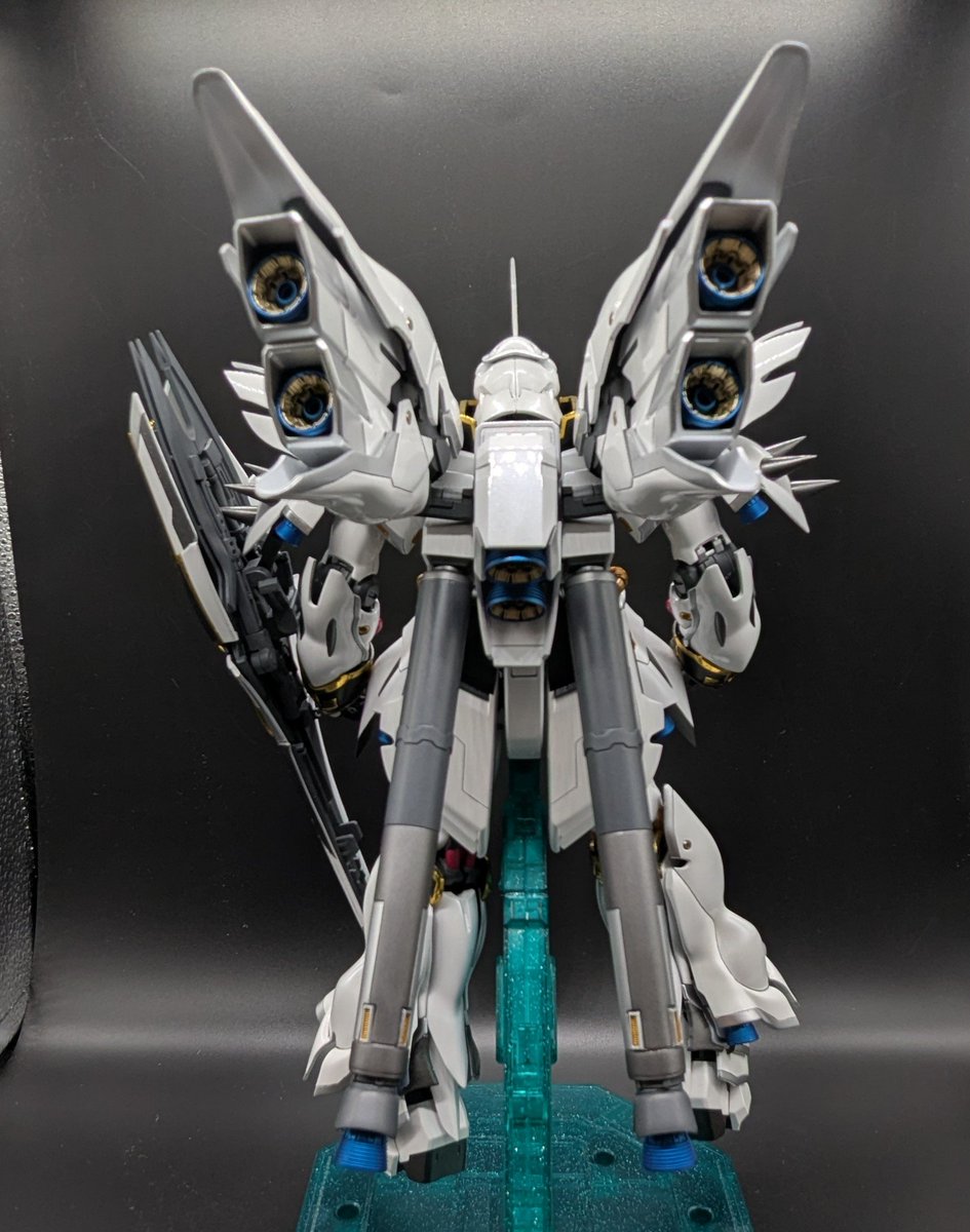 マルフ tweet media