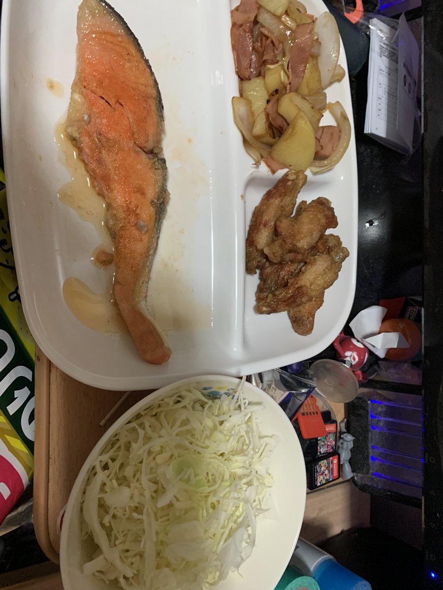 嫁めしー！

手作りはやっぱうまい😋