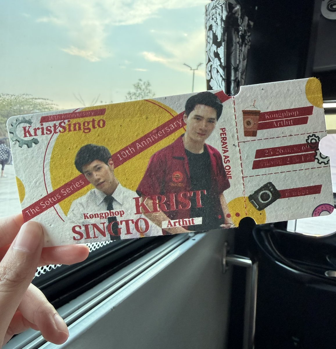 XingXing_R's tweet photo. น่ายักกกก ของที่ระลึกจากพี่ๆ 🫶🏻

KRISTSINGTO X GARNIER  MEN D2

#GarnierMenSotusTripxKristSingtoD2
#คริสสิงโต https://t.co/fVoskaBq8X