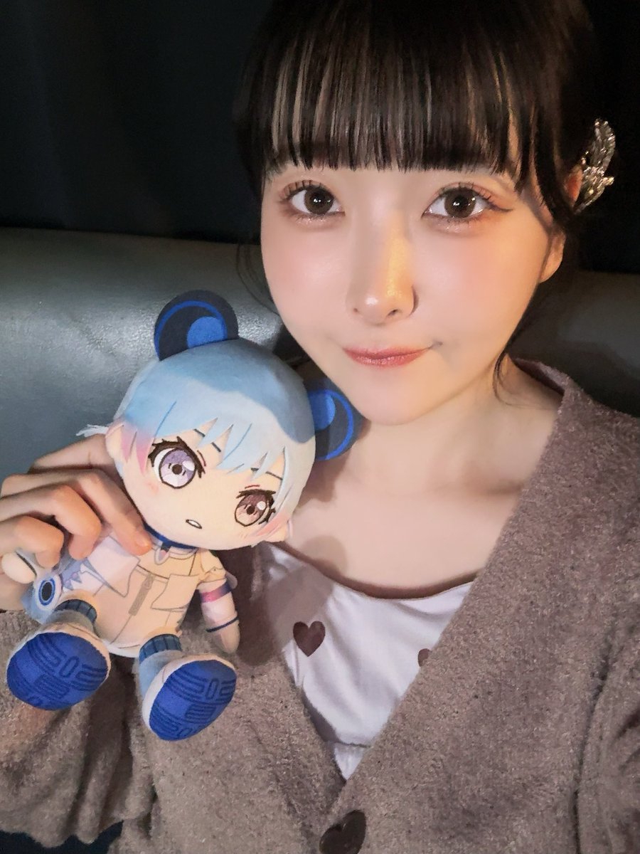 峰月律 tweet media