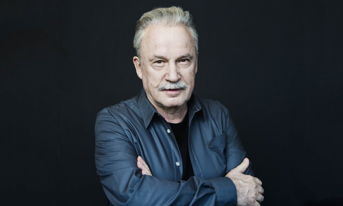 espofootball's tweet image. BTD Apr26,1940 #GiorgioMoroder (Giovanni Giorgio Moroder) Dubbed the Father of Disco, singer, songwriter, producer; 3 US Dance #1s 1978 Chase, 2015 Right Here, Right Now &amp;amp; Déjà Vu, +8 US Dance Top40s. Produced huge hits for Donna Summer in the 1970s disco era such as Bad Girls,