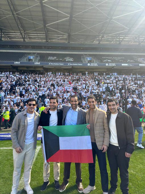 EmadJBukhamseen's tweet photo. أطيب التهاني والتبريكات الى الأخ #فهد_الغانم والأخ حمد المرزوق بمناسبة صعود نادي #ميلتون_كينز الى دوري الدرجة الأولى في انكلترا بعد عام واحد من استحواذ التحالف الكويتي ، ونسأل الله أن يوفقهم ، وعقبال البريمييرليغ .. الف مبروك #الكويت https://t.co/MyXaExPoLK