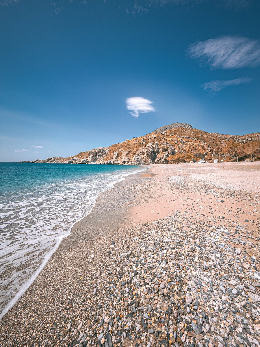 NilayPhotos's tweet image. Beautiful Beach day #Greece