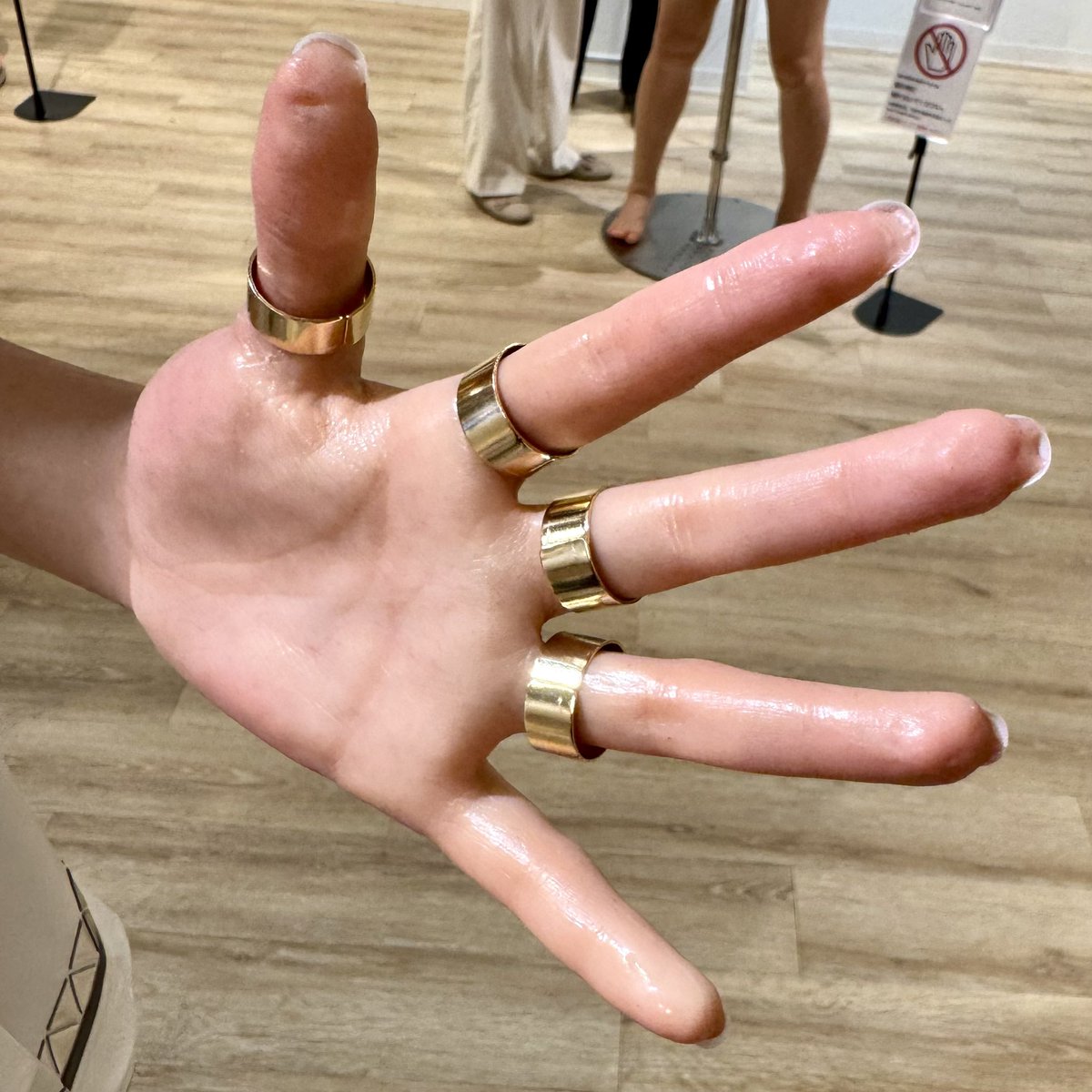 ただの ななし tweet media