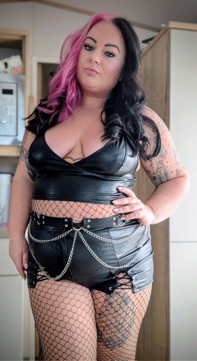 PlatinumPrivatesPromotion tweet media