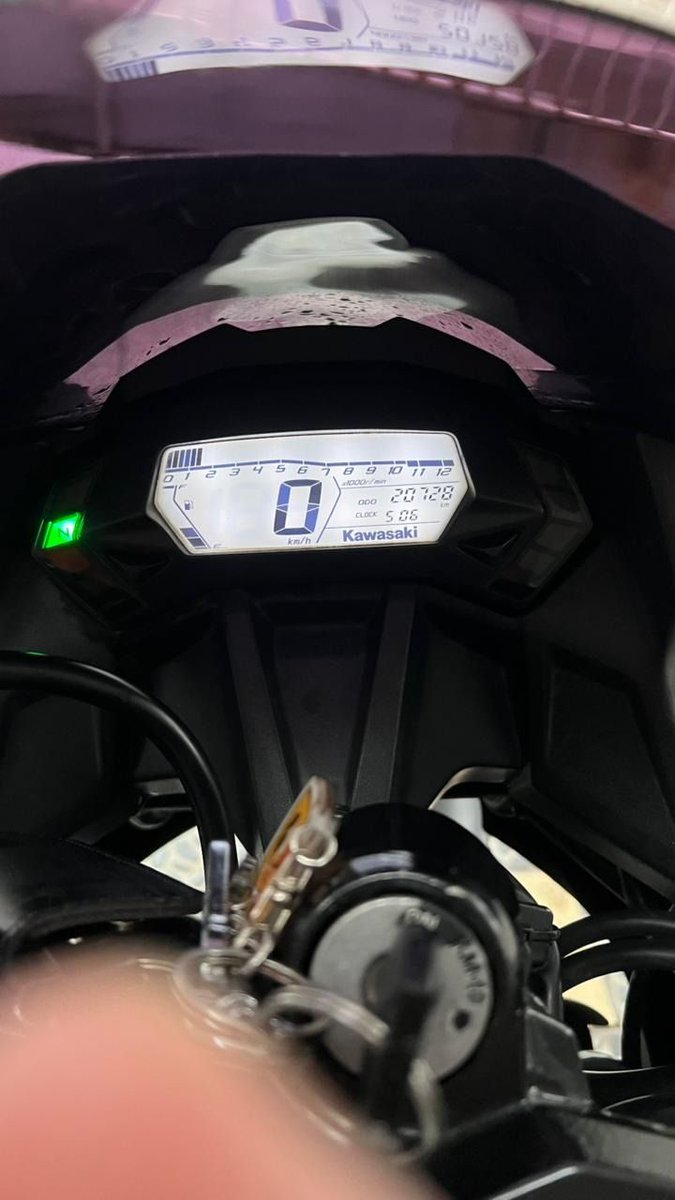 Pad!

WTS Ninja 250 SL Mono 2019 
Harga 18.500.000 (nego tipis aja). 
Mesin halus &amp; mulus. 
Km 20 ribuan. 
Minus fairing kanan lecet pemakaian wajar
Full paper.
Kepemilikan ke-1
Pajak off 4 - 5 bulan (perpanjang 700rb/tahun).

Detail DM

Lok: BaTim (Gedebage)

**CASH ONLY**