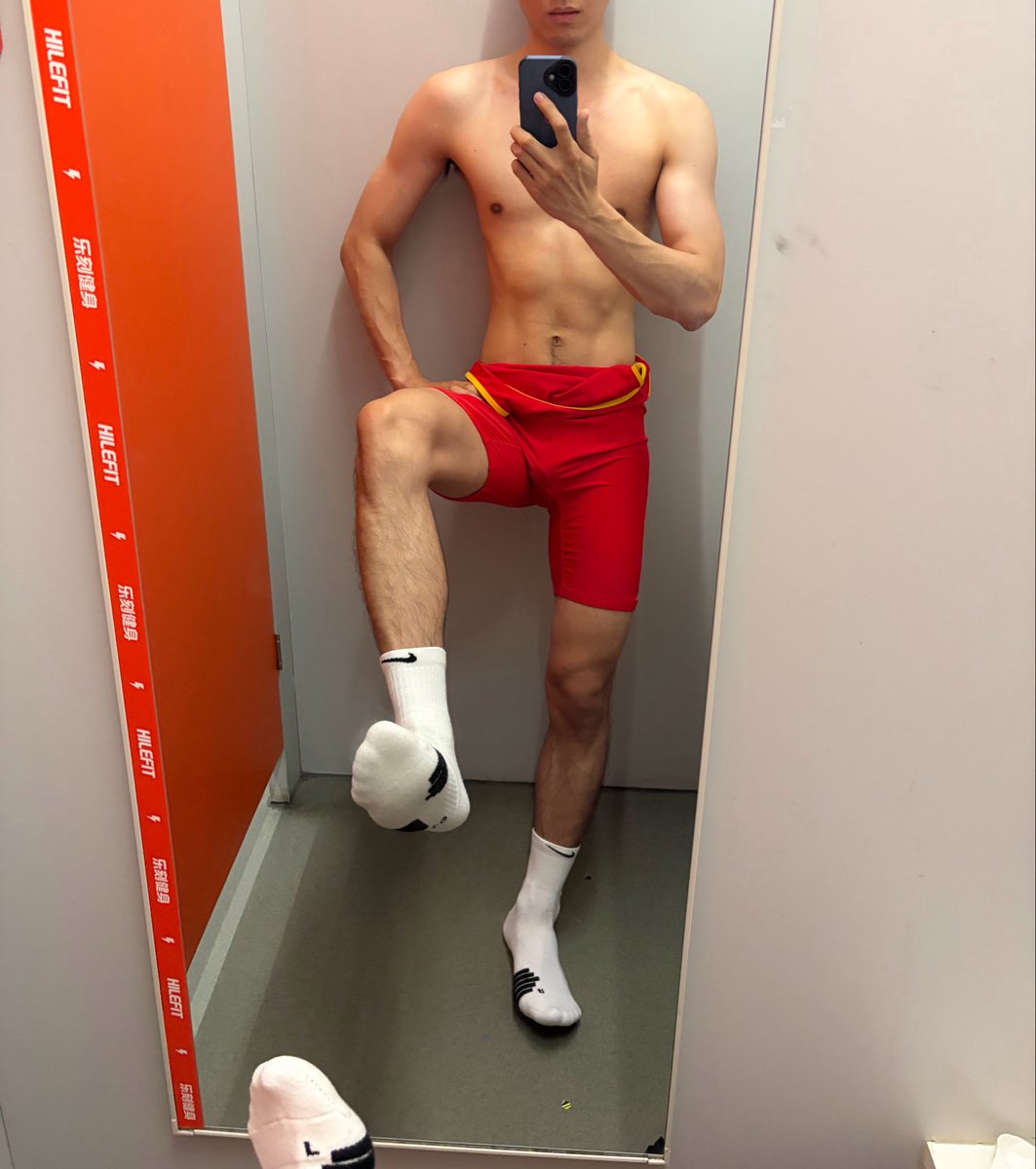 Unaltered tweet media