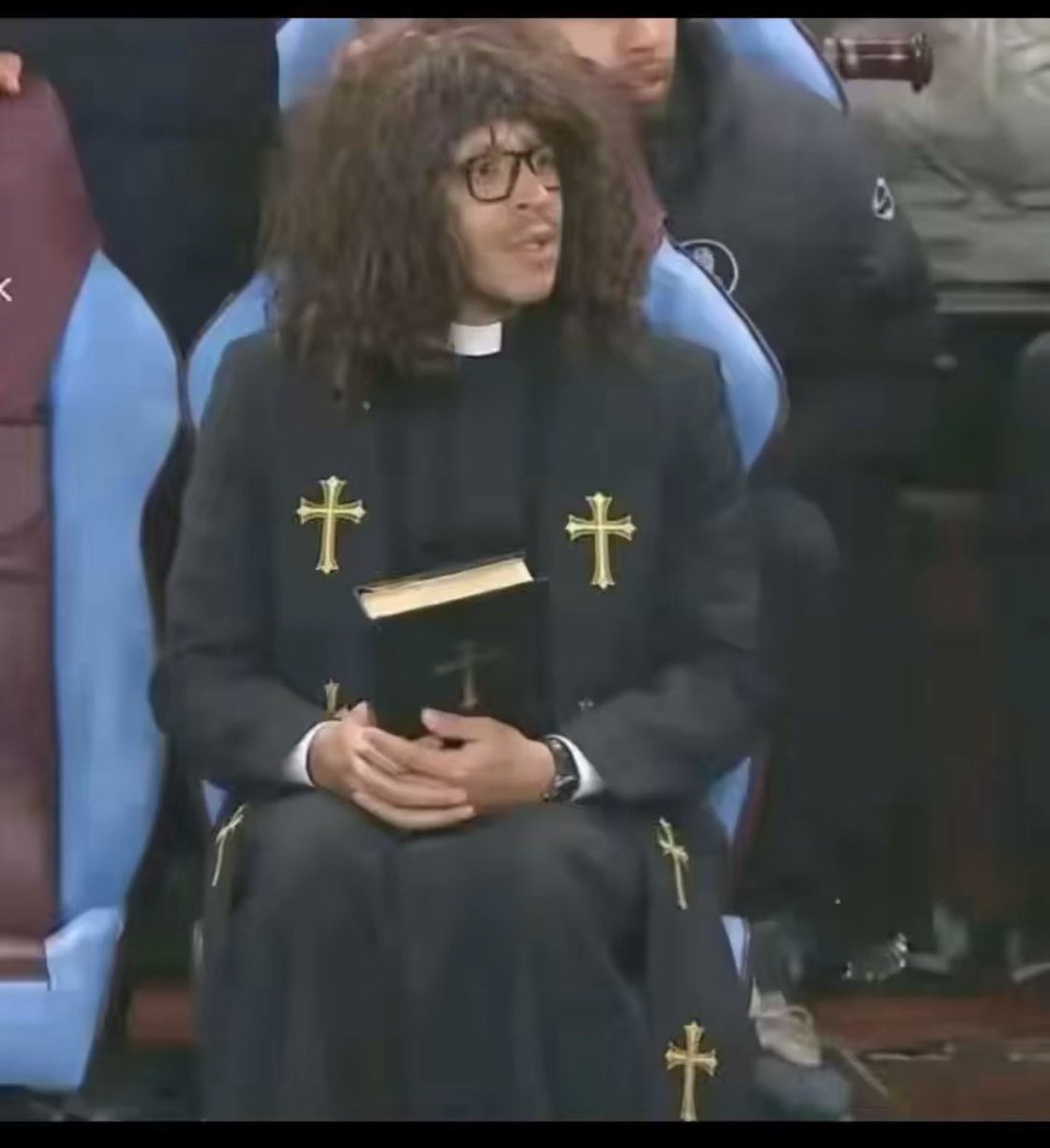 Heesheki tweet media