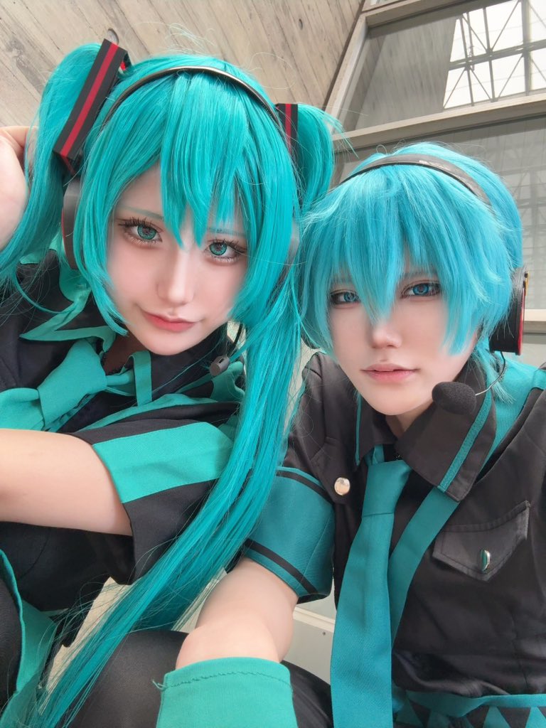 Alice tweet media