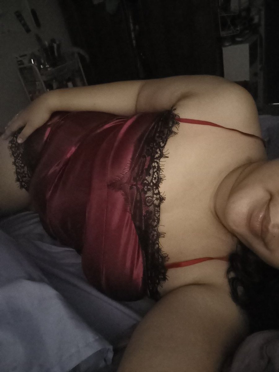kewpiezone2's tweet photo. Sedih banget akunku yg lama ke banned 😭. 
Plis mutualan lg yuk? https://t.co/ugNcL6J8m2