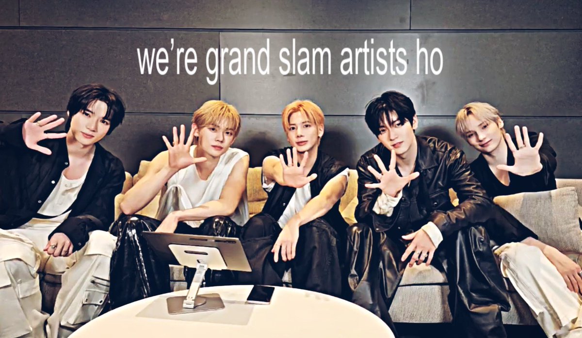 gianna 𖣂 tweet media