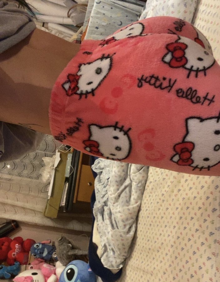 𝕊𝕒𝕜𝕦𝕣𝕒🍎 tweet media