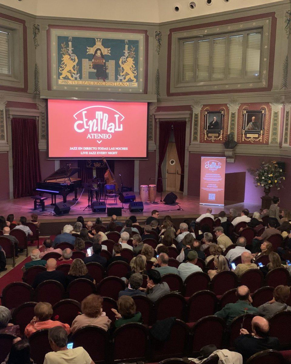 CafeCentralMad's tweet image. Ahora el Café Central dispone de La Cátedra Mayor del Ateneo de Madrid. Un auditorio histórico con una acústica excelente. 

Información y reservas 24 horas en nuestra web:
cafecentralmadrid.com/programacion/ 

 #cafecentralateneo #ateneodemadrid  #madrid #jazz #club #live #music