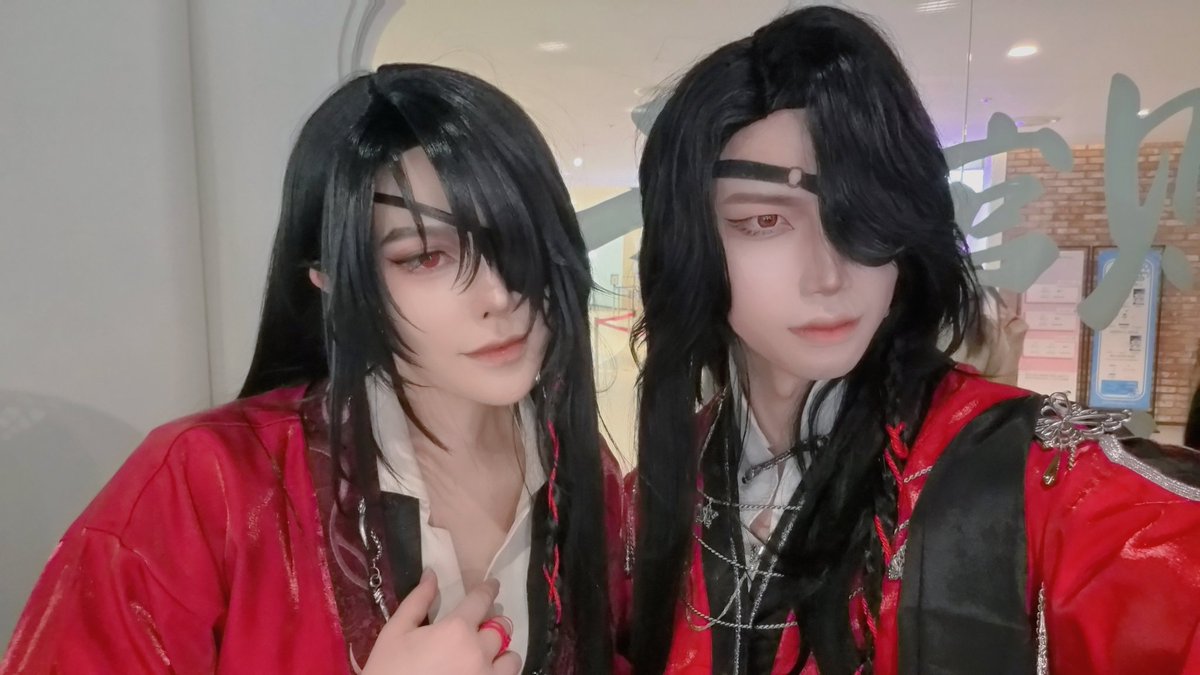 Rooh 로오 tweet media