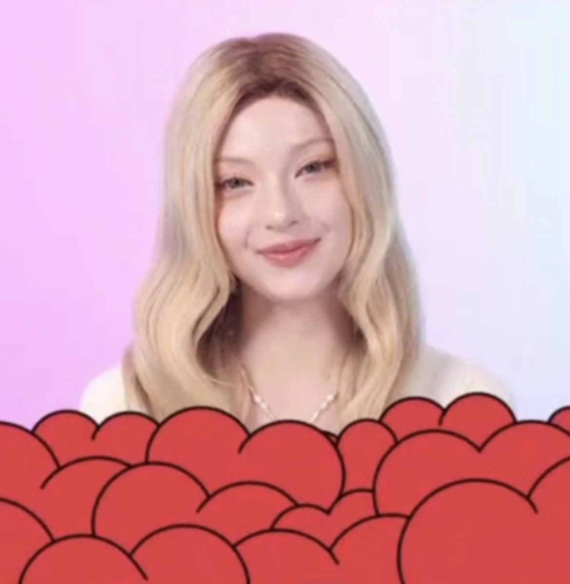 AnnetSheri's tweet image. Спасибо за эти прекрасные 12 минут.) надо было ещё брать ахха
Делайте такие мероприятия чуть больше.)) 
Удобно выбирать того с кем будешь общаться.))
Надеюсь встретимся в живую на концерте в Москве.)) 
Нова как всегда прекрасная и милая девушка.))🩷🥰

#nova #xin @X_in_official