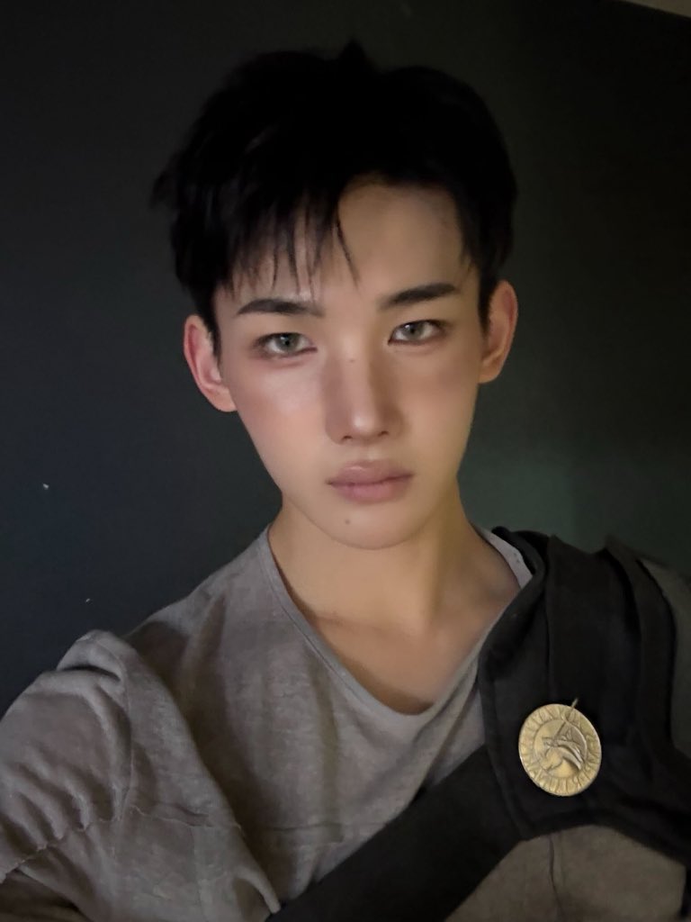 caira ia / lsd📌 tweet media