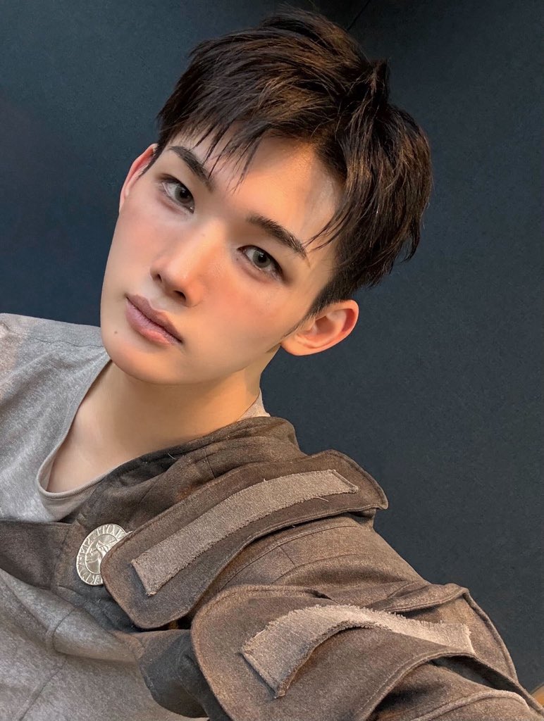 caira ia / lsd📌 tweet media