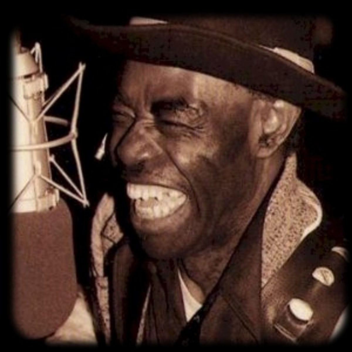 Happy B'Day April 26 to J.B. Hutto Chicago blues slide guitar master (1926-1983)!
Hawk Squat youtube.com/watch?v=jmguDj…
Slidesinger youtube.com/watch?v=4DnN_0…
Masters Of Modern Blues youtube.com/playlist?list=…
#blues #bluesmusic #slideguitar #chicago