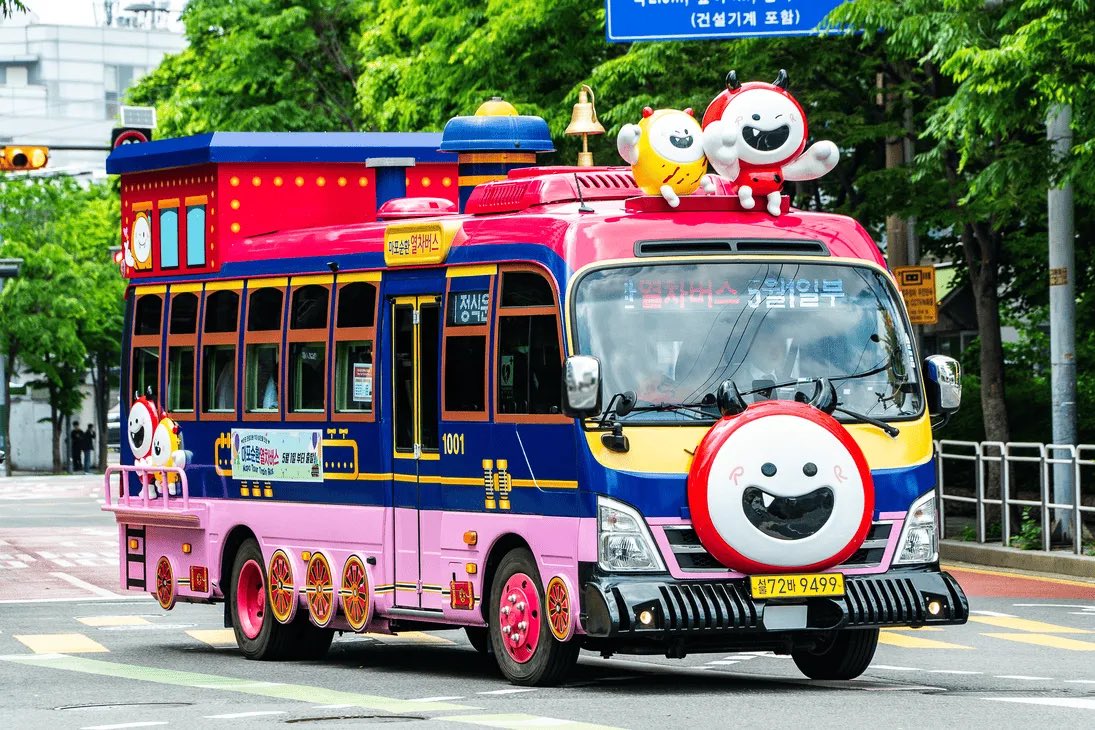 𝓛𝓔 tweet media