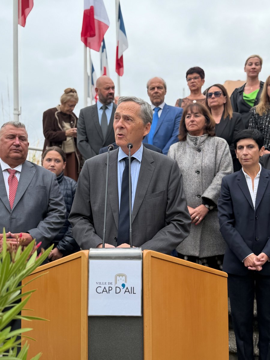 capdailofficiel's tweet photo. 81e commémoration de la Libération des camps de la mort. Le Maire, @_XavierBeck, a rappelé l'importance des voyages de la Mémoire organisés depuis 22 ans par le #Département06 qui ont permis à des milliers de collégiens de visiter le camp d'Auschwitz-Birkenau. #Nejamaisoublier https://t.co/JCsTktkz6Y