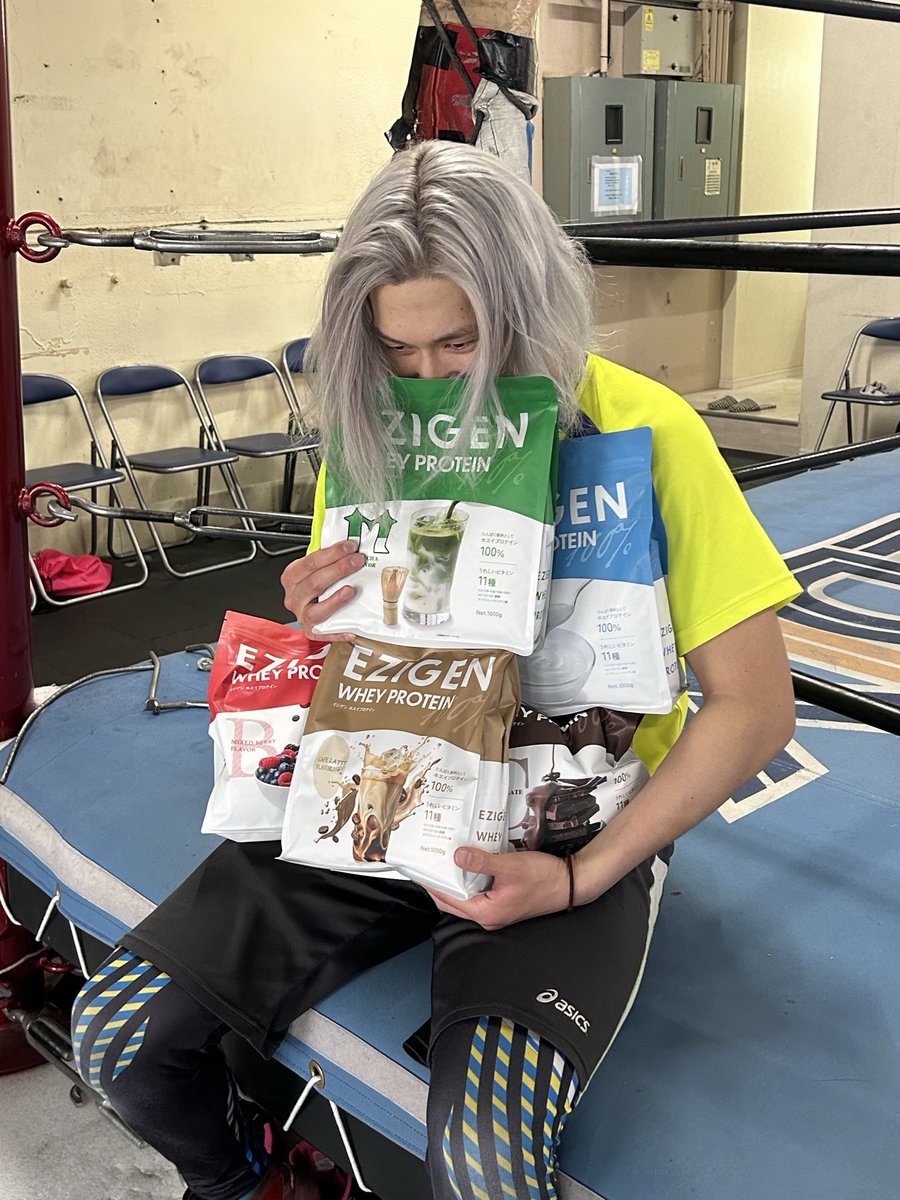 「悪夢は巡りそして終わらないものである」

一難去ってまた一難と、
ここ最近不幸が続く。

しかしその分だけ恵みがある。
ありがとう #EZIGEN

#pw_jto #俺に堕ちろ #Fall_for_me