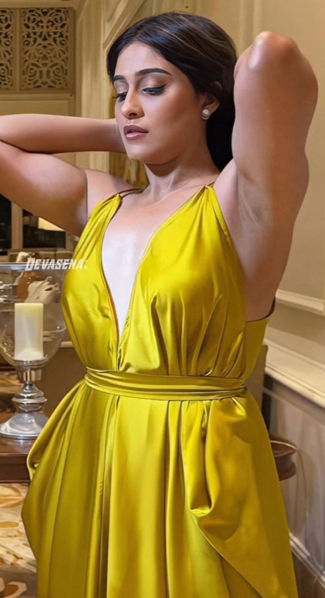 Actress bi 🥵 tweet media