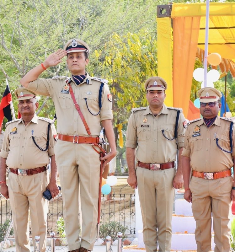 Santosh Mishra IPS tweet media