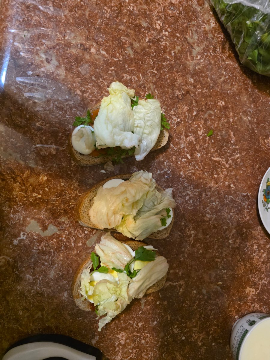 اشک پرنده tweet media