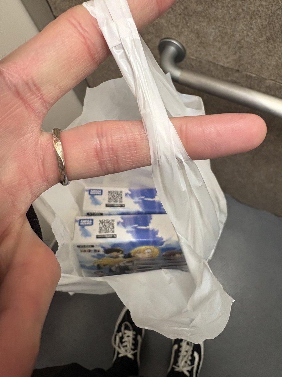 しゅうま tweet media