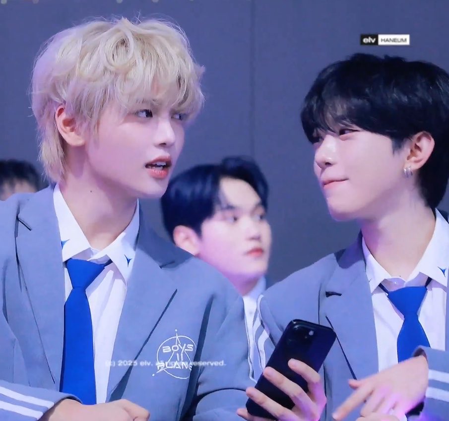 소잡이 tweet media