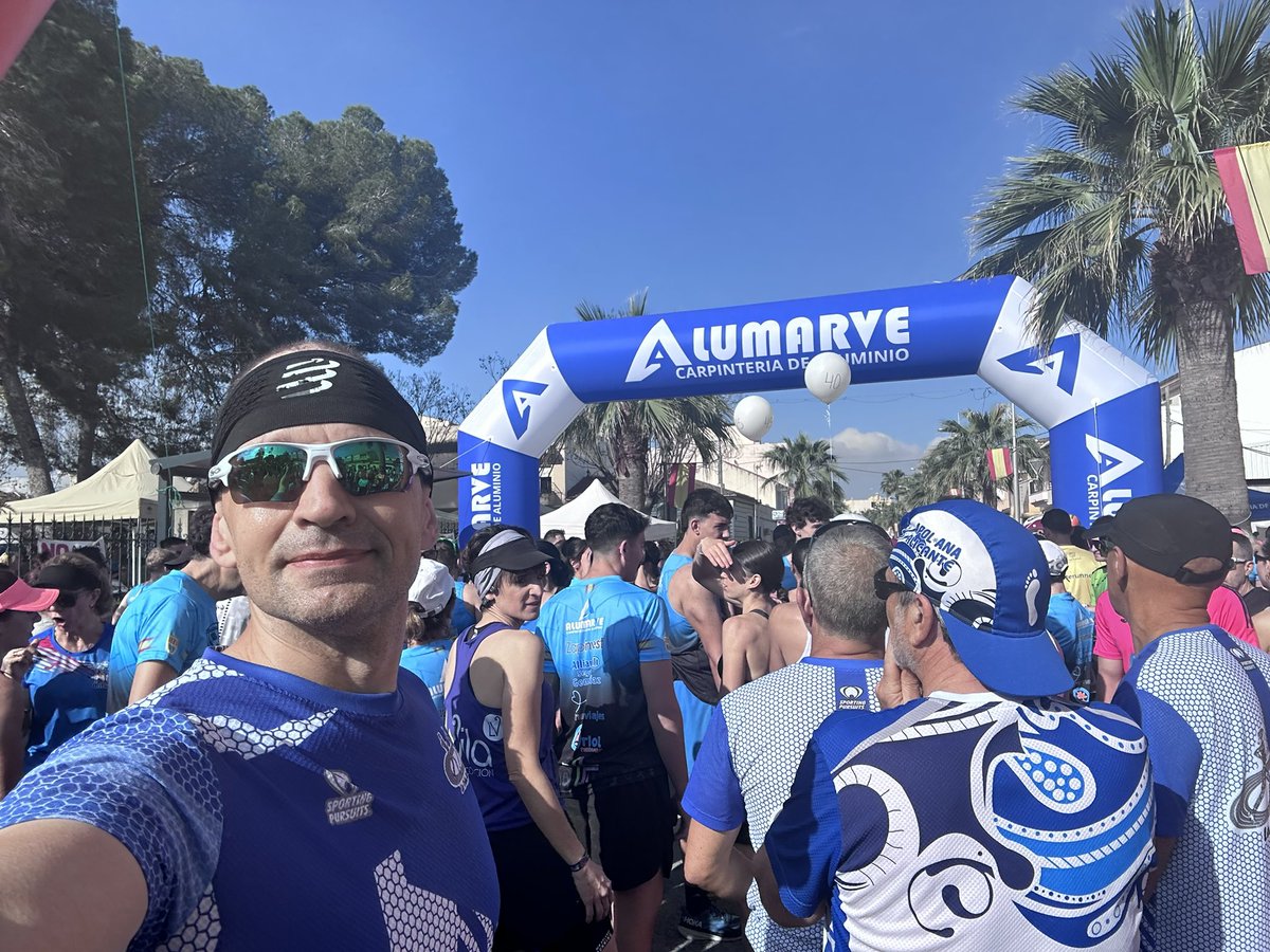 _JordiRunner_'s tweet photo. 5k Jacarilla a la saca 🏃🏻‍♂️✅ Reventando a lo grande a mitad de carrera 😅🫠☠️ pero contento por seguir conociendo carreritas de la Vega Baja tan buenas y con avituallamientos tan espectaculares como el de hoy https://t.co/hvkRuAKVTQ
