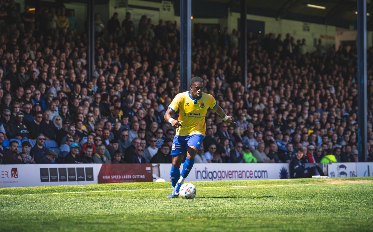 Wealdstone FC tweet media
