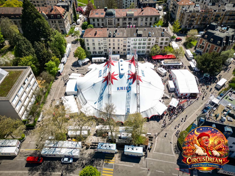 circusdream's tweet photo. Der Circus Knie auf dem Spelteriniplatz in St. Gallen — als Ort, als Atmosphäre, als Welt für sich. 🎪✨
📍 25. April – 3. Mai 2026 · St. Gallen 📸 © Fotos by Marcel Hutzli 2026 · https://t.co/xqn1ZckWH9
#CircusKnie #Knie2026 #DerZirkus #StGallen #Zirkus https://t.co/uZ4mg3b4QF