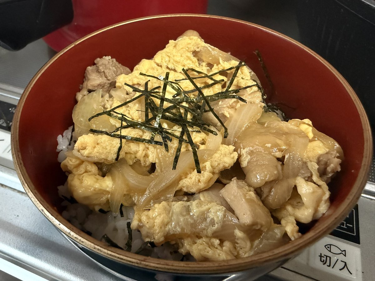 なおや tweet media