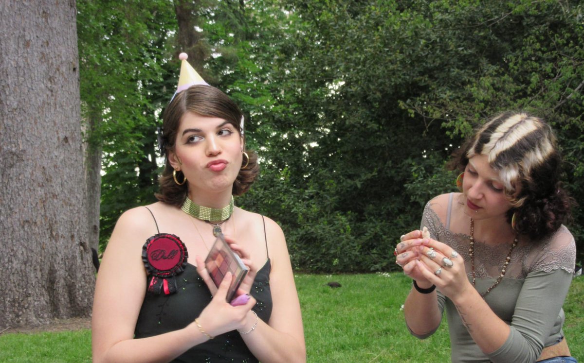 dafne♡ tweet media